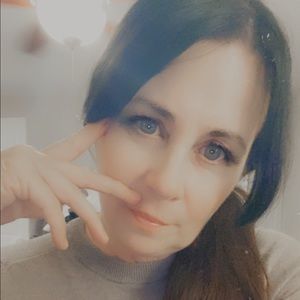 Meet your Posher, Deb